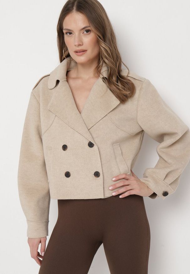 Born2be - Beżowa Kurtka Dwurzędowa o Fasonie Marynarki Noritts. Kolor: beżowy. Styl: elegancki