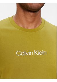 Calvin Klein T-Shirt Hero K10K111346 Zielony Regular Fit. Kolor: zielony. Materiał: bawełna #2