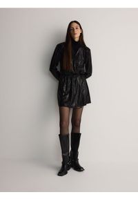 Reserved - Kombinezon z cekinami - czarny. Kolor: czarny. Materiał: tkanina. Typ sukienki: proste #1