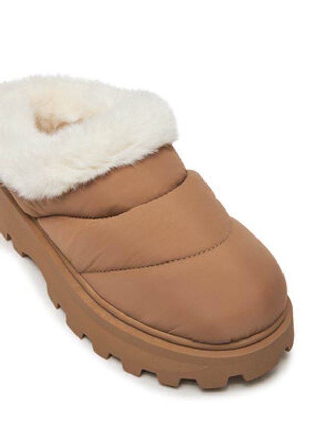 Steve Madden Śniegowce Fireplace SM11003422 Brązowy. Kolor: brązowy. Materiał: materiał
