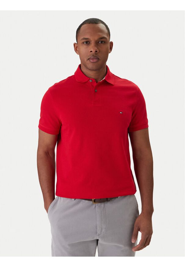 TOMMY HILFIGER - Tommy Hilfiger Polo 1985 MW0MW17770 Czerwony Regular Fit. Typ kołnierza: polo. Kolor: czerwony. Materiał: bawełna