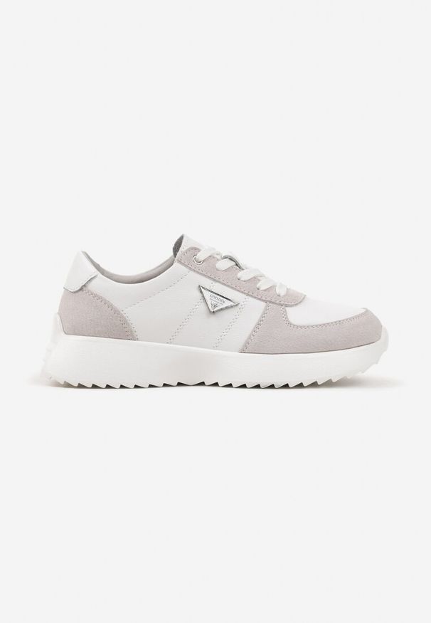 Renee - Białe Skórzane Sneakersy z Geometryczną Ozdobą Ireadia. Okazja: na spacer, na co dzień. Kolor: biały. Materiał: skóra. Wzór: aplikacja, geometria. Obcas: na płaskiej podeszwie. Sport: turystyka piesza