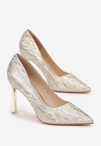 Born2be - Złote Szpilki Rassesa. Nosek buta: otwarty. Kolor: złoty. Materiał: materiał. Obcas: na szpilce. Wysokość obcasa: średni #3