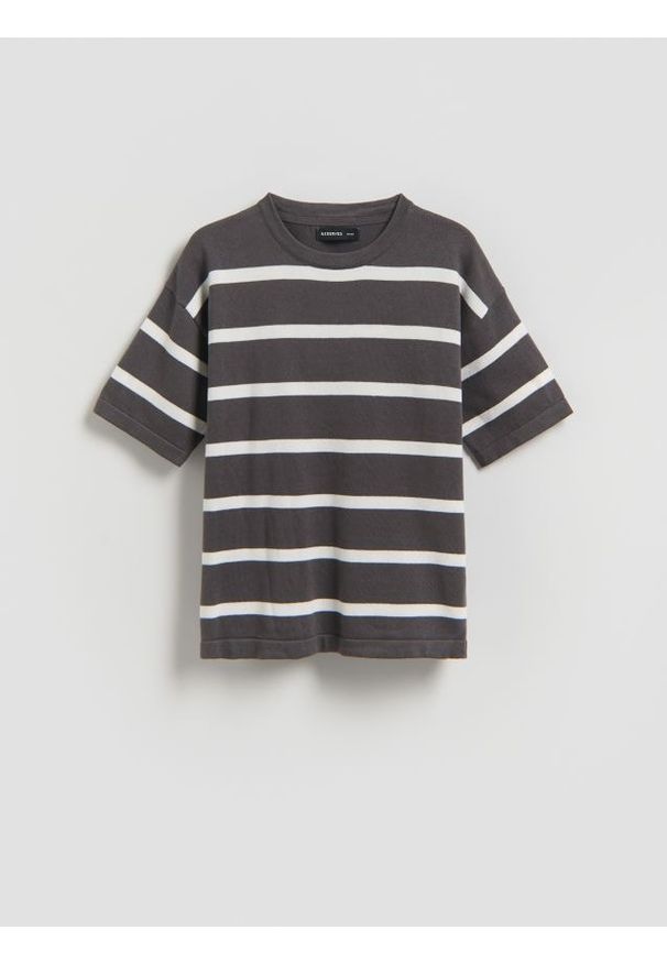 Reserved - Bawełniany t-shirt w paski - ciemnoszary. Kolor: szary. Materiał: bawełna. Wzór: paski