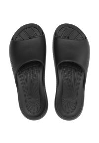 4f - Klapki 4F W 4FMM00FFLIF093A 20S czarne. Okazja: na plażę. Nosek buta: otwarty. Kolor: czarny. Materiał: materiał, guma #1