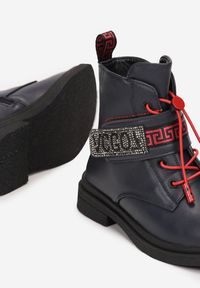 Born2be - Granatowe Botki na Rzep Diomeope. Okazja: na uczelnię, na co dzień. Zapięcie: rzepy. Kolor: niebieski. Materiał: jeans. Wzór: aplikacja. Styl: casual, elegancki #3