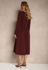 Renee - Bordowa Rozkloszowana Sukienka w Eleganckim Stylu Temilissa. Okazja: na co dzień, na spotkanie biznesowe, na imprezę. Kolor: czerwony. Typ sukienki: rozkloszowane. Styl: elegancki