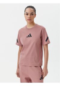 Adidas - adidas T-Shirt Z.N.E. JC9311 Różowy Regular Fit. Kolor: różowy. Materiał: bawełna