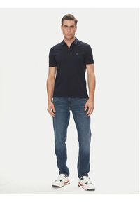 TOMMY HILFIGER - Tommy Hilfiger Polo MW0MW38473 Granatowy Regular Fit. Typ kołnierza: polo. Kolor: niebieski. Materiał: bawełna #4