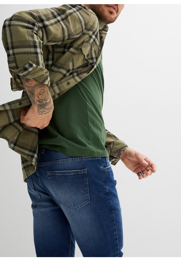 bonprix - Dżinsy ze stretchem o kroju slim fit, straight. Kolor: niebieski