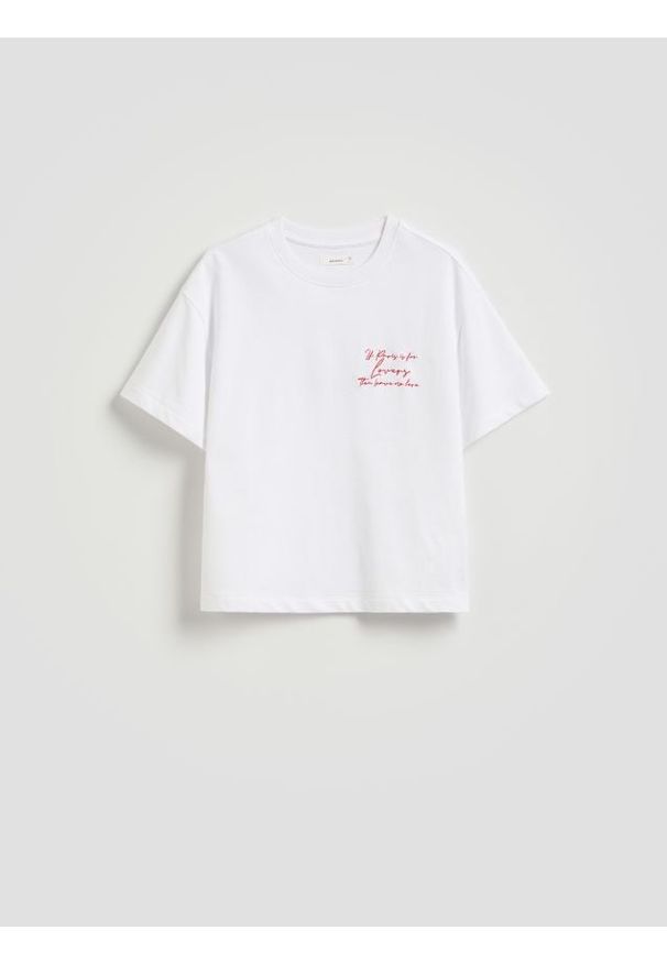 Reserved - T-shirt z haftem - złamana biel. Materiał: bawełna, dzianina. Wzór: haft