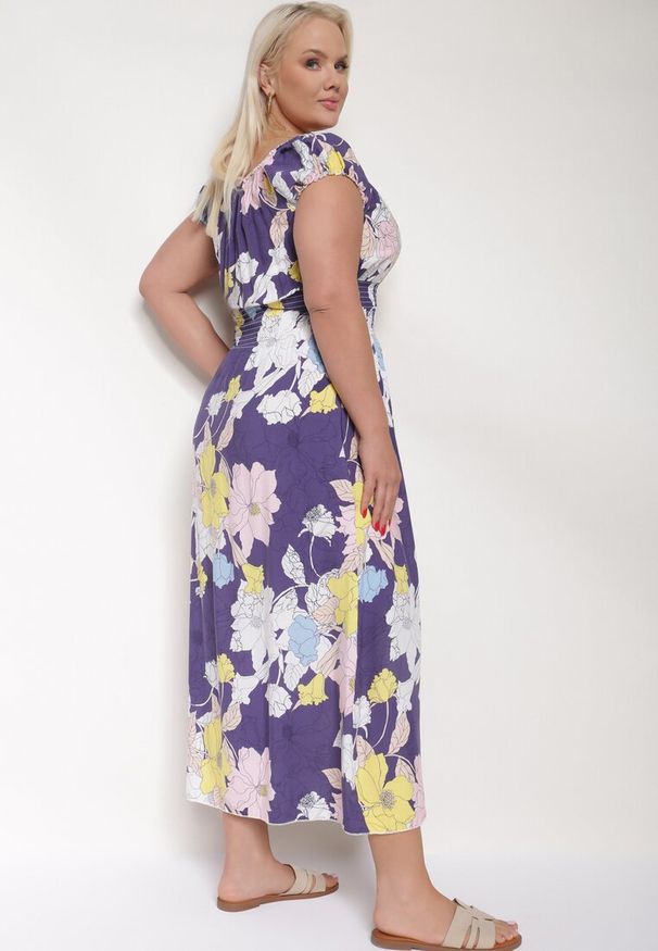 Born2be - Fioletowo-Żółta Sukienka z Bawełny o Rozkloszowanym Kroju z Gumką w Talii Euretta. Okazja: na co dzień. Kolor: fioletowy. Materiał: bawełna. Sezon: lato. Typ sukienki: rozkloszowane. Styl: casual, klasyczny