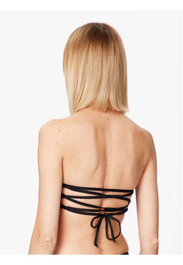 Ellesse Góra od bikini Letti SGR17819 Czarny. Kolor: czarny. Materiał: syntetyk