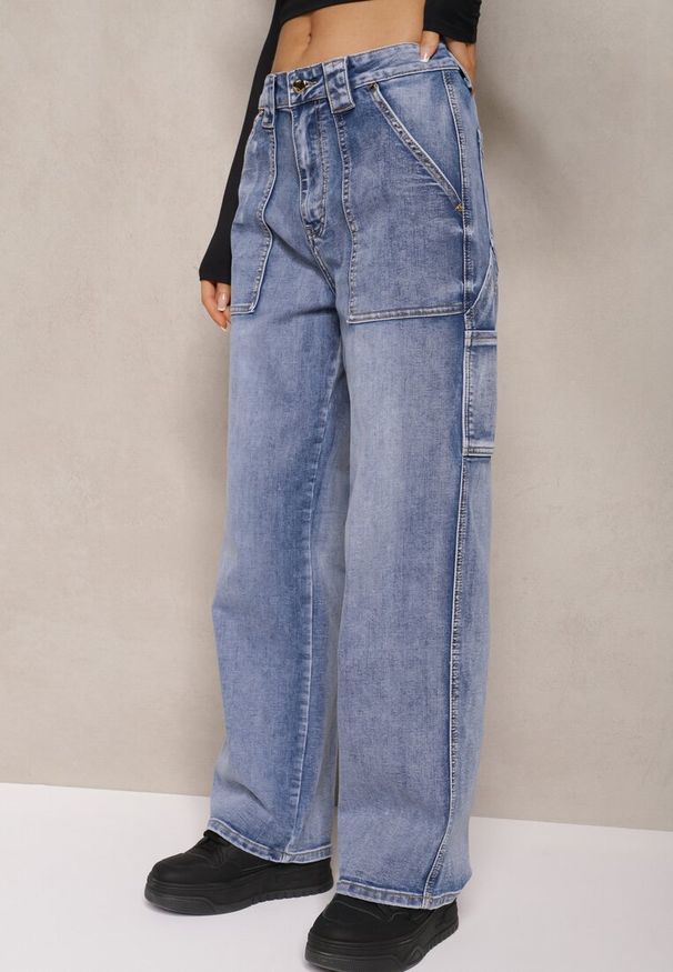 Renee - Jasnoniebieskie Jeansy High Waist o Kroju Palazzo z Szerokimi Nogawkami Xavina. Okazja: do pracy. Stan: podwyższony. Kolor: niebieski. Styl: elegancki