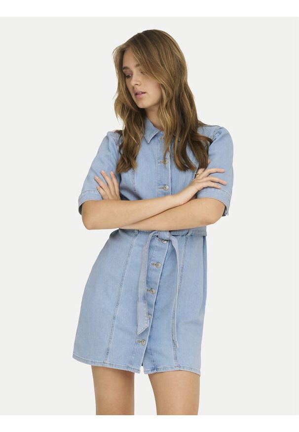 only - ONLY Sukienka jeansowa Vibbe 15372569 Niebieski Regular Fit. Kolor: niebieski. Materiał: bawełna
