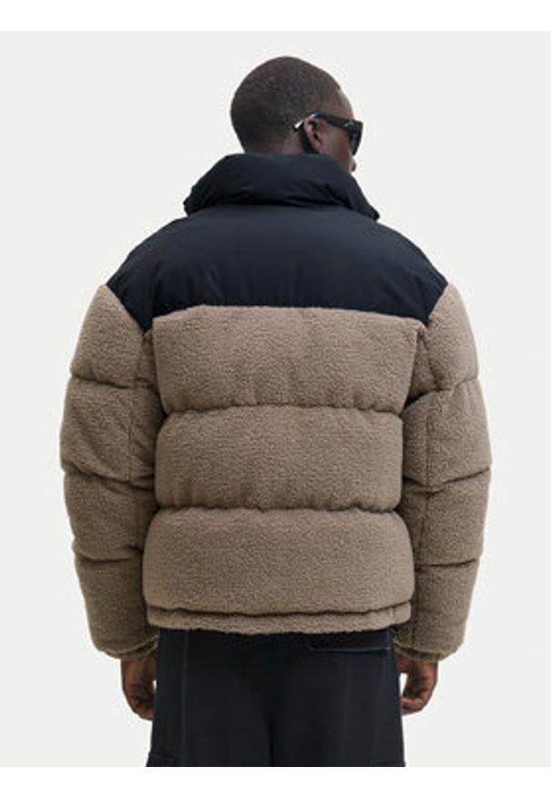 Jack & Jones Kurtka zimowa Flare Teddy 12286050 Beżowy Regular Fit. Kolor: beżowy. Materiał: syntetyk. Sezon: zima