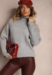 Renee - Jasnoszary Casualowy Golf z Bawełną i Wełną Filasia. Okazja: na co dzień. Typ kołnierza: golf. Kolor: szary. Materiał: bawełna, wełna. Długość rękawa: długi rękaw. Długość: długie. Sezon: zima, jesień. Styl: casual #3
