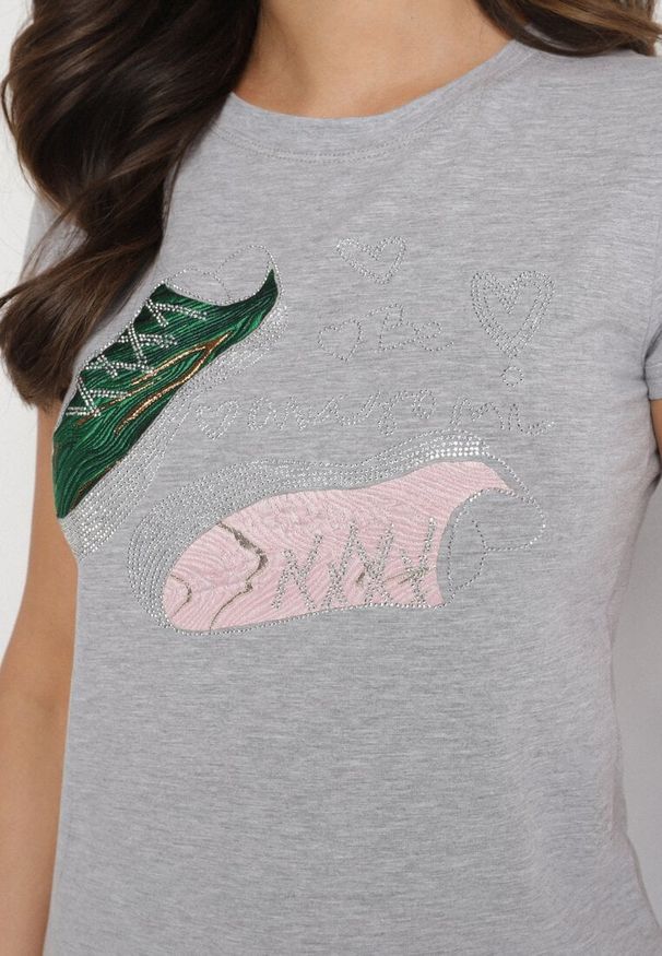 Born2be - Ciemnoszary Bawełniany T-shirt z Nadrukiem z Cyrkoniami Karissen. Okazja: na co dzień. Kolor: szary. Materiał: bawełna. Wzór: nadruk. Styl: elegancki, klasyczny, casual