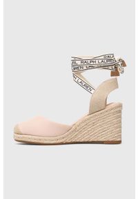 Lauren Ralph Lauren espadryle Paislee damskie kolor różowy na koturnie 802907467001. Nosek buta: okrągły. Kolor: różowy. Materiał: guma. Obcas: na koturnie #3