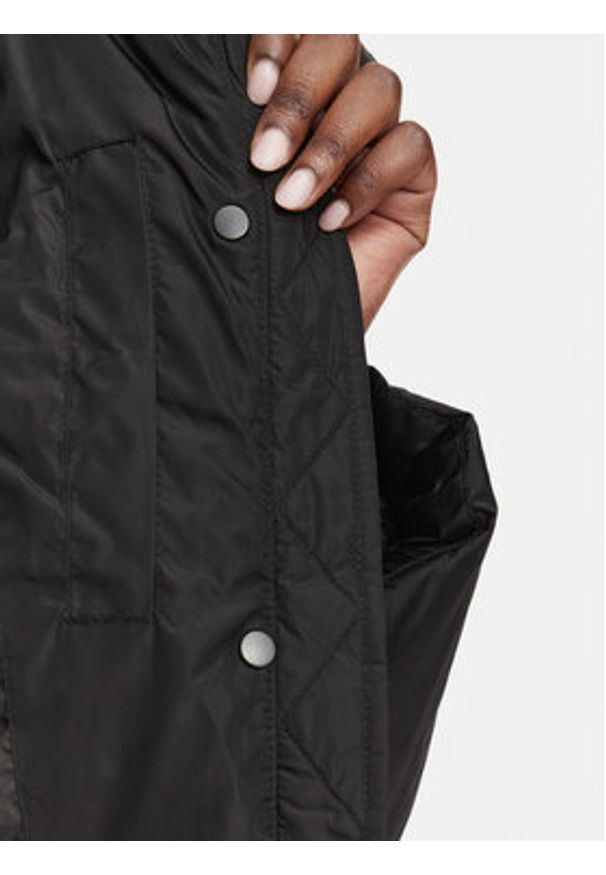 Karl Lagerfeld - KARL LAGERFELD Kurtka puchowa Essential B3W15002 Czarny Regular Fit. Typ kołnierza: dekolt w karo. Kolor: czarny. Materiał: syntetyk