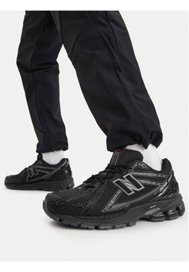 New Balance Sneakersy U1906ROE M Czarny. Kolor: czarny. Materiał: skóra