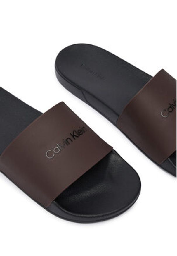 Calvin Klein Klapki Ess Slide Monobrand Cv HM0HM02107 Brązowy. Kolor: brązowy. Materiał: syntetyk