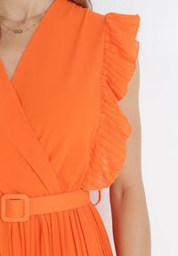 Born2be - Pomarańczowy Plisowany Kombinezon z Szerokimi Nogawkami i Wiązanym Paskiem Audra. Okazja: na co dzień. Kolor: pomarańczowy. Sezon: wiosna, lato. Styl: casual, elegancki #5