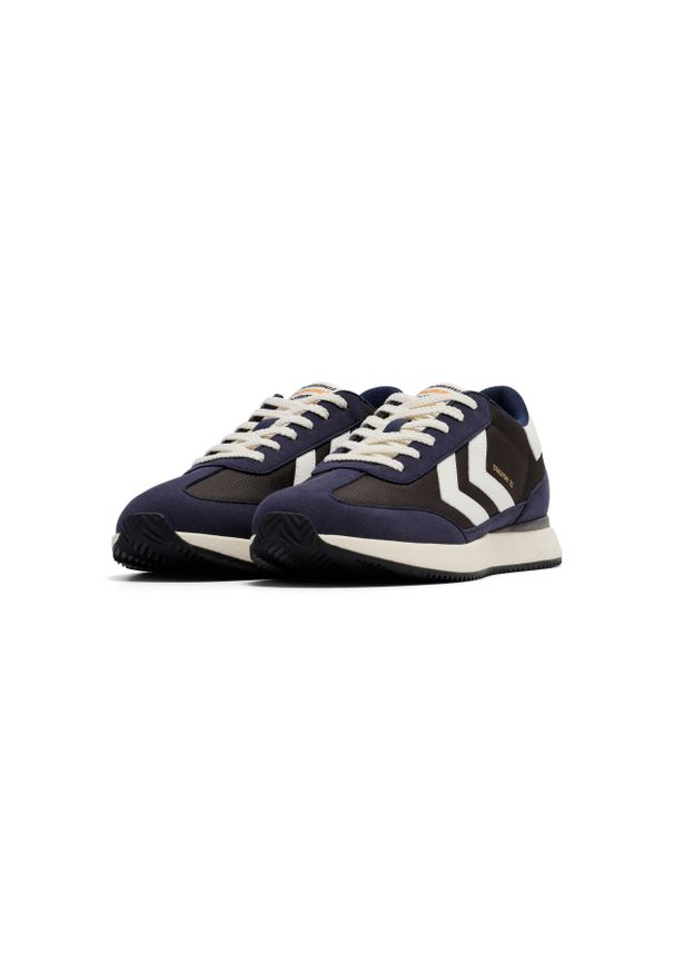 Sneakersy Hummel Stadion 23. Kolor: brązowy. Materiał: guma