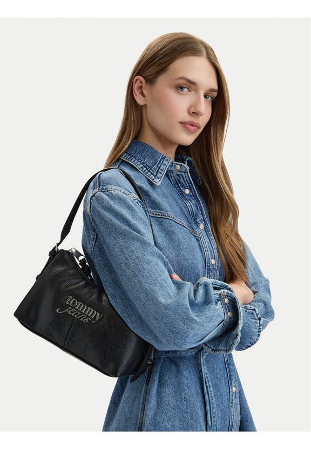 Tommy Jeans Torebka Tjw Bold Shoulder Bag AW0AW18468 Czarny. Kolor: czarny. Materiał: skórzane