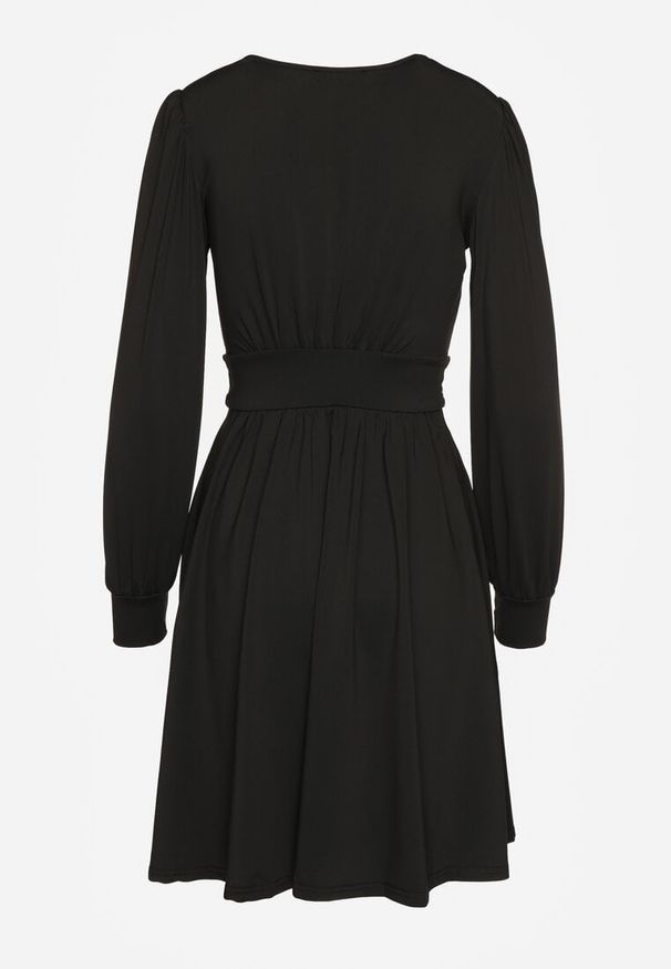 Renee - Czarna Sukienka z Wiskozą o Rozkloszowanym Kroju Selaitea. Okazja: na randkę. Typ kołnierza: dekolt w serek. Kolor: czarny. Materiał: wiskoza. Styl: elegancki