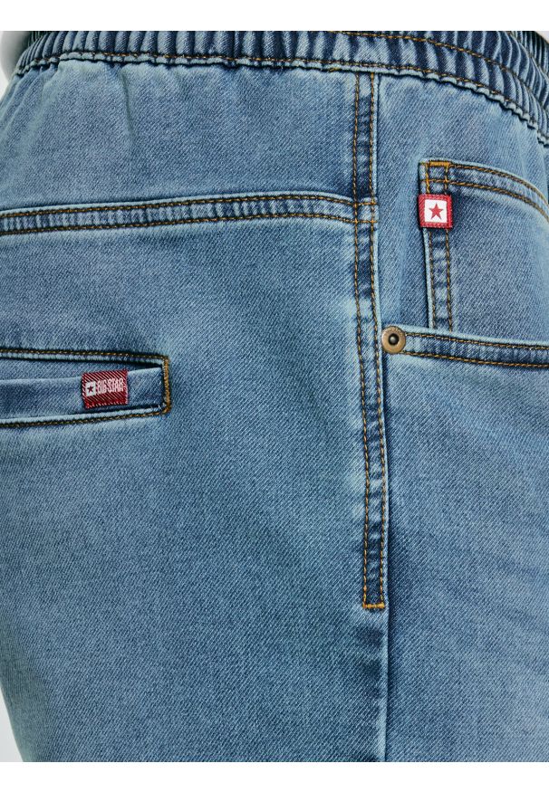 Big-Star - Szorty męskie jeansowe niebieskie Parker 445. Kolor: niebieski. Materiał: jeans. Styl: elegancki, klasyczny