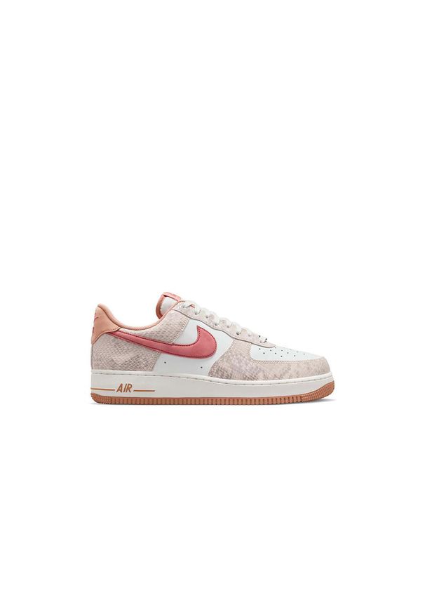 Buty Sportowe Męskie Nike Air Force 1 ’07 LV8. Okazja: na co dzień. Kolor: biały. Materiał: skóra. Szerokość cholewki: normalna. Model: Nike Air Force