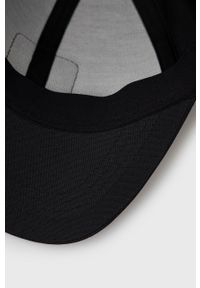 C.P. Company czapka kolor czarny z aplikacją. Kolor: czarny. Wzór: aplikacja