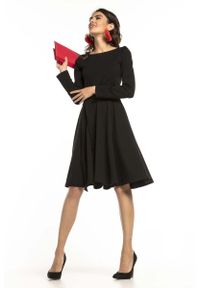 Tessita - Czarna Dzianinowa Rozkloszowana Sukienka z Paskiem. Kolor: czarny. Materiał: dzianina #1