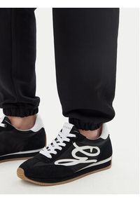 Guess Spodnie dresowe V5YB17 KCRP0 Czarny Regular Fit. Kolor: czarny. Materiał: bawełna #3