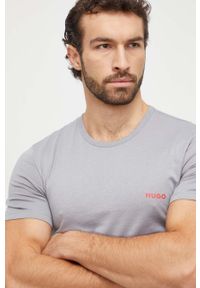 Hugo - HUGO t-shirt bawełniany 3-pack kolor szary z nadrukiem. Kolor: szary. Materiał: bawełna. Długość rękawa: krótki rękaw. Długość: krótkie. Wzór: nadruk #9