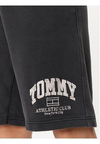 Tommy Jeans Szorty sportowe Athletic Bball DM0DM18799 Czarny Relaxed Fit. Kolor: czarny. Materiał: bawełna. Styl: sportowy