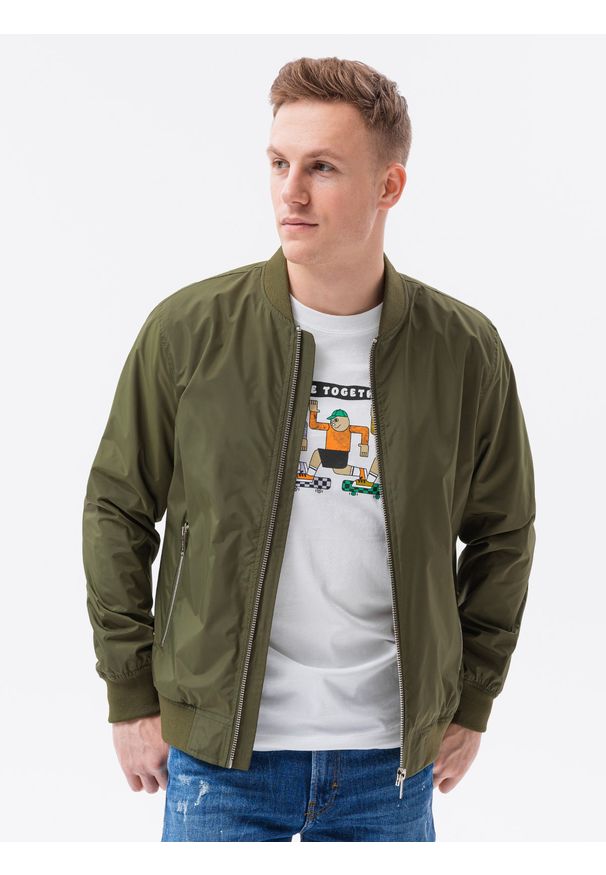 Zielona kurtka Ombre Clothing na wiosnę