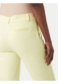 Rinascimento Spodnie materiałowe CFC0128638003 Żółty Slim Fit. Kolor: żółty. Materiał: syntetyk #4