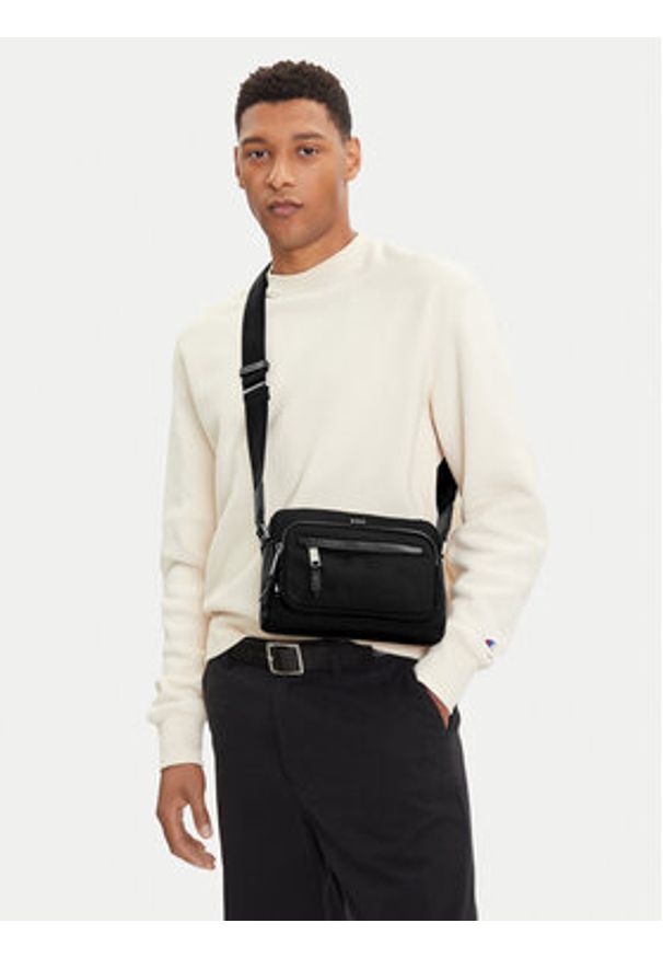 BOSS Saszetka Highway 50548010 Czarny. Kolor: czarny. Materiał: materiał