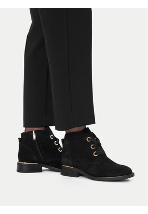Lasocki Trzewiki CEO-RST-6397-04 Czarny. Kolor: czarny. Materiał: skóra, zamsz