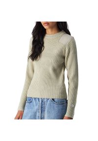 Bluza Champion Crewneck Sweater 117495-ES057 - beżowe. Okazja: na co dzień. Typ kołnierza: bez kaptura. Kolor: beżowy. Materiał: akryl, materiał, poliester, nylon. Długość rękawa: długi rękaw. Długość: długie. Wzór: aplikacja. Styl: klasyczny, casual