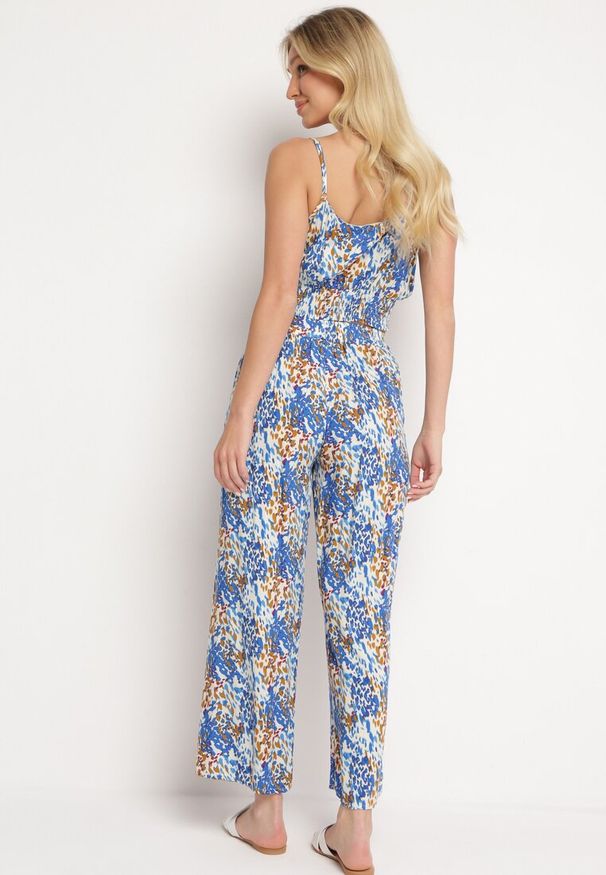 Born2be - Niebieski Wiskozowy Komplet Top na Ramiączkach Spodnie z Szeroką Nogawką i Gumką w Talii Dimyasha. Kolor: niebieski. Materiał: wiskoza