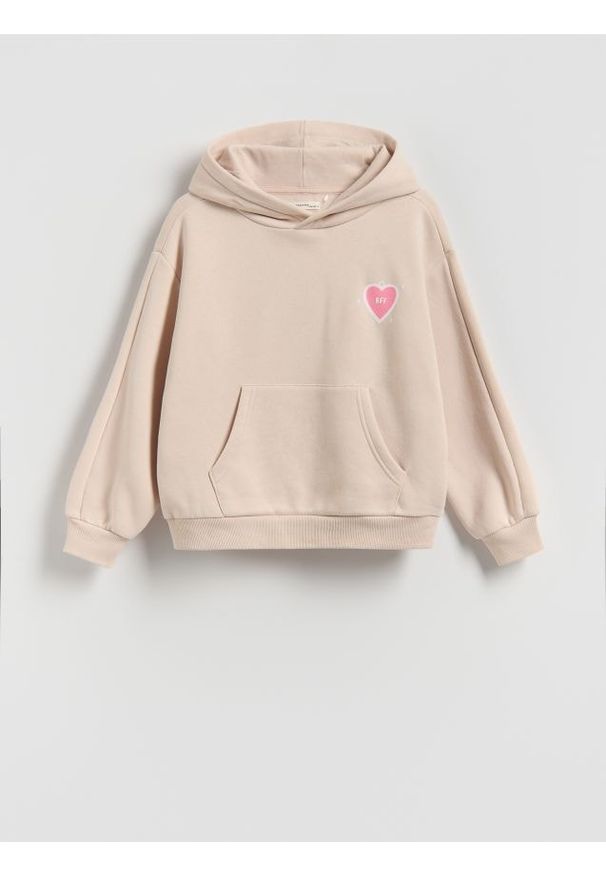 Reserved - Bluza z nadrukiem na plecach - kremowy. Kolor: kremowy. Materiał: bawełna. Wzór: nadruk