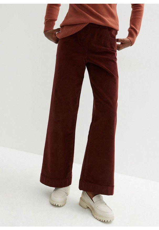 bonprix - Szerokie spodnie sztruksowe ze stretchem, high-waist. Stan: podwyższony. Kolor: brązowy. Materiał: sztruks