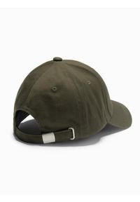 Ombre Clothing - Czapka męska bejsbolówka z daszkiem i ozdobnym haftem – khaki V2 OM-ACCS-0102 - uniwersalny. Kolor: brązowy. Materiał: bawełna. Wzór: haft. Styl: klasyczny, casual