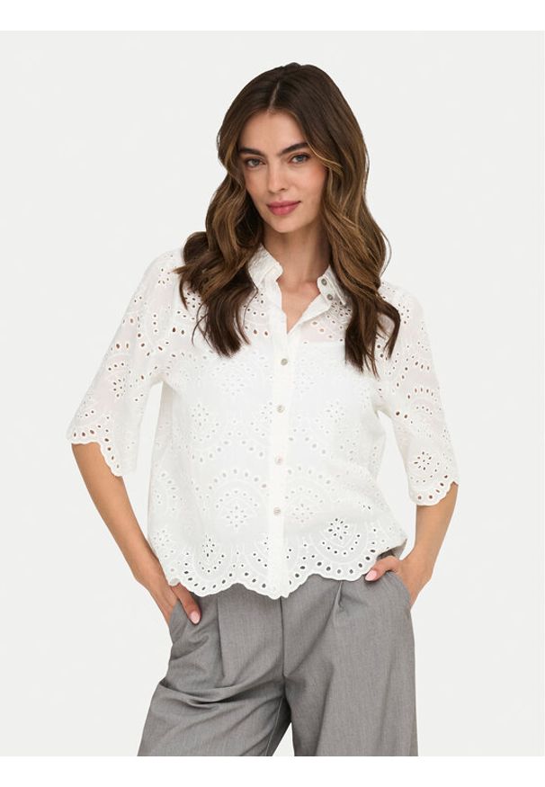 only - ONLY Koszula Valais 15351106 Kremowy Regular Fit. Kolor: kremowy. Materiał: bawełna