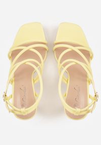 Born2be - Żółte Sandały na Geometrycznej Szpilce z Kwadratowym Noskiem Myssesis. Okazja: na co dzień. Zapięcie: sprzączka. Kolor: żółty. Wzór: geometria. Sezon: lato. Styl: wizytowy, casual, elegancki #2