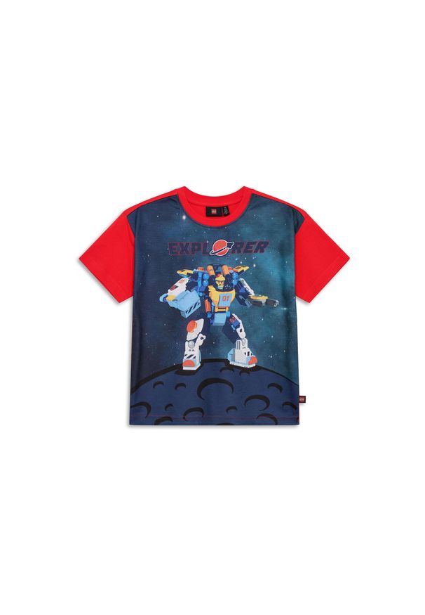 Koszulka dziecięca LEGO Explorer Taffy roz. 100 czerwona.. Kolor: czerwony. Materiał: poliester, bawełna. Wzór: nadruk. Sezon: lato