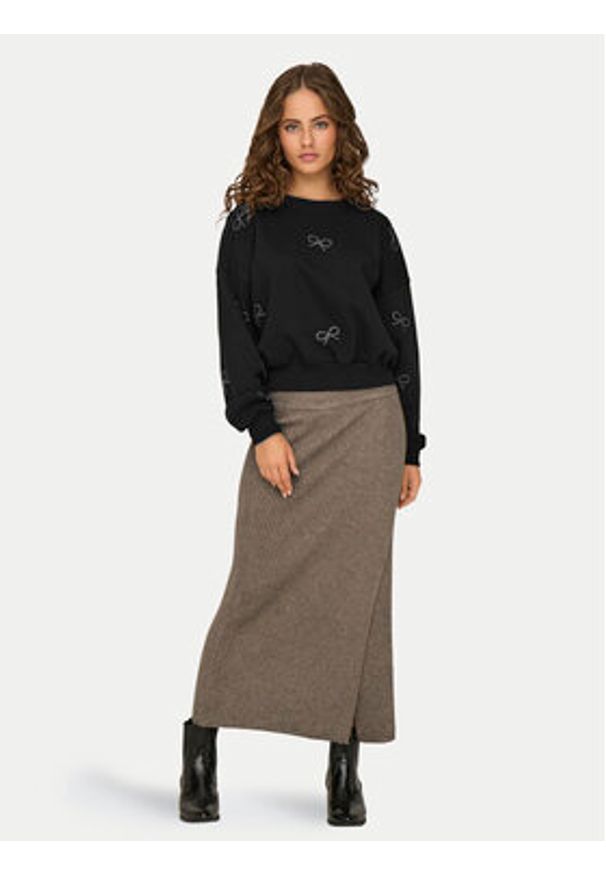 only - ONLY Bluza Berit 15333887 Czarny Regular Fit. Kolor: czarny. Materiał: syntetyk, bawełna